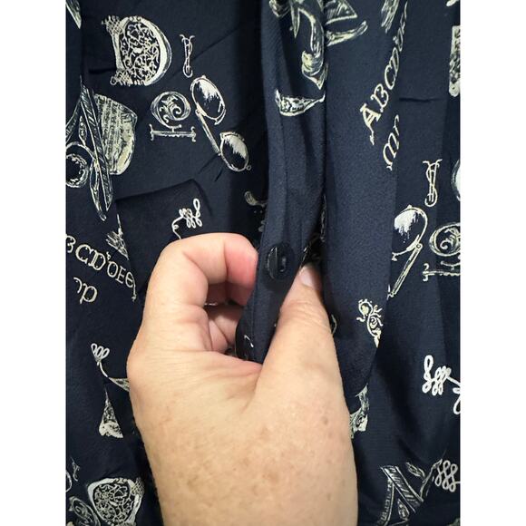 Vintage Liz Claiborne Teacher ABC’s Calligraphy Novelty Print Shawl Collar Top - Picture 7 of 9